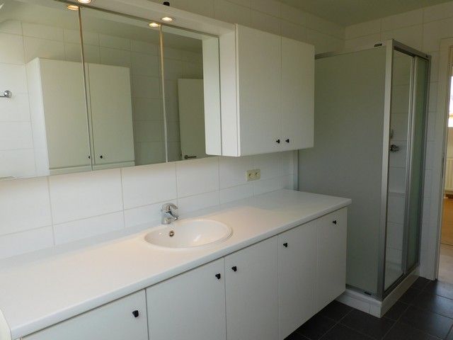 Ruim duplex appartement met 3 slaapkamers in het centrum   foto 12