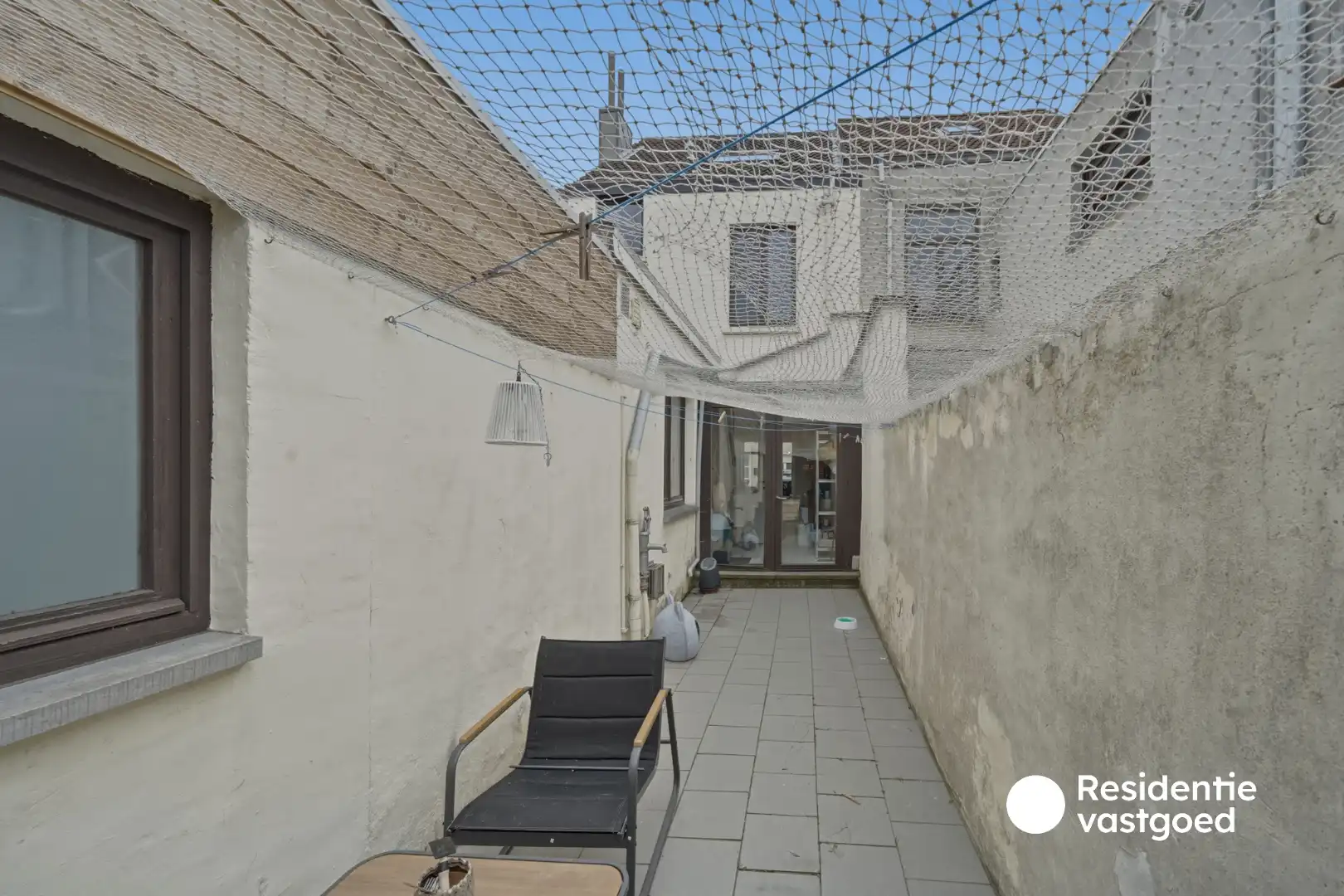 Ruime woning met 3 slaapkamers in Bredene foto 6