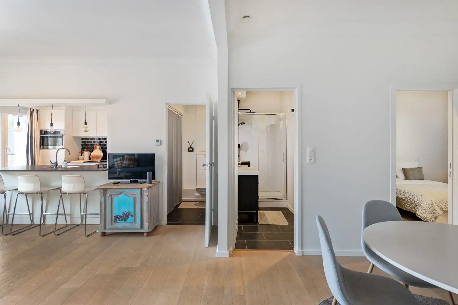 Instapklaar 2-slaapkamerappartement op centrale en rustige ligging foto 4