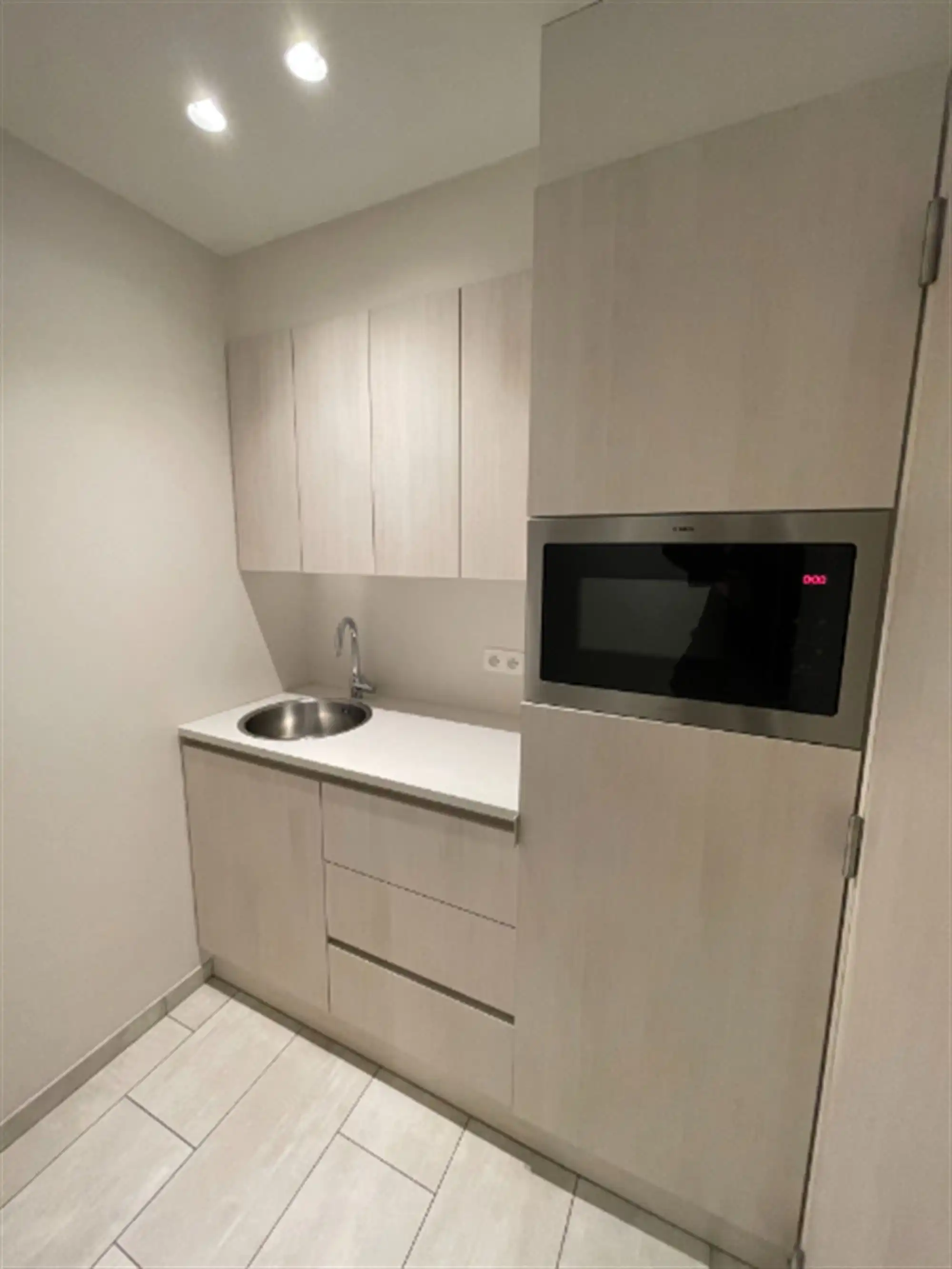 Handelspand met parking foto 7