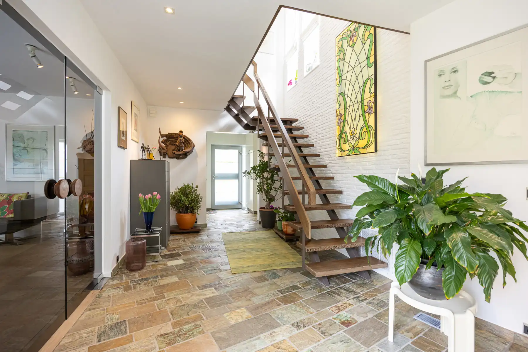 Degelijke en energiezuinige villa  op ca. 1000 m2 foto 24