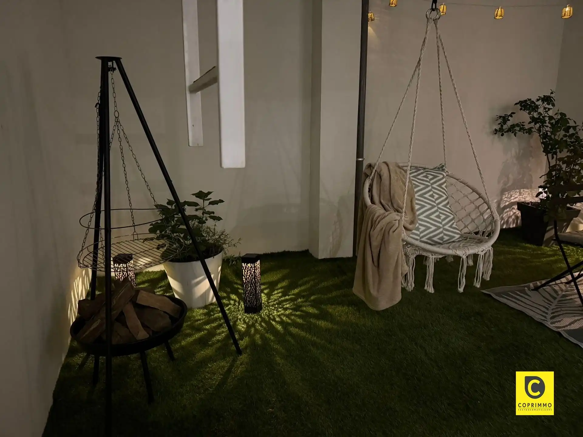 IN OPTIE! Prachtig gerenoveerd GLV met 1 slpk en cosy stadstuin! foto 17