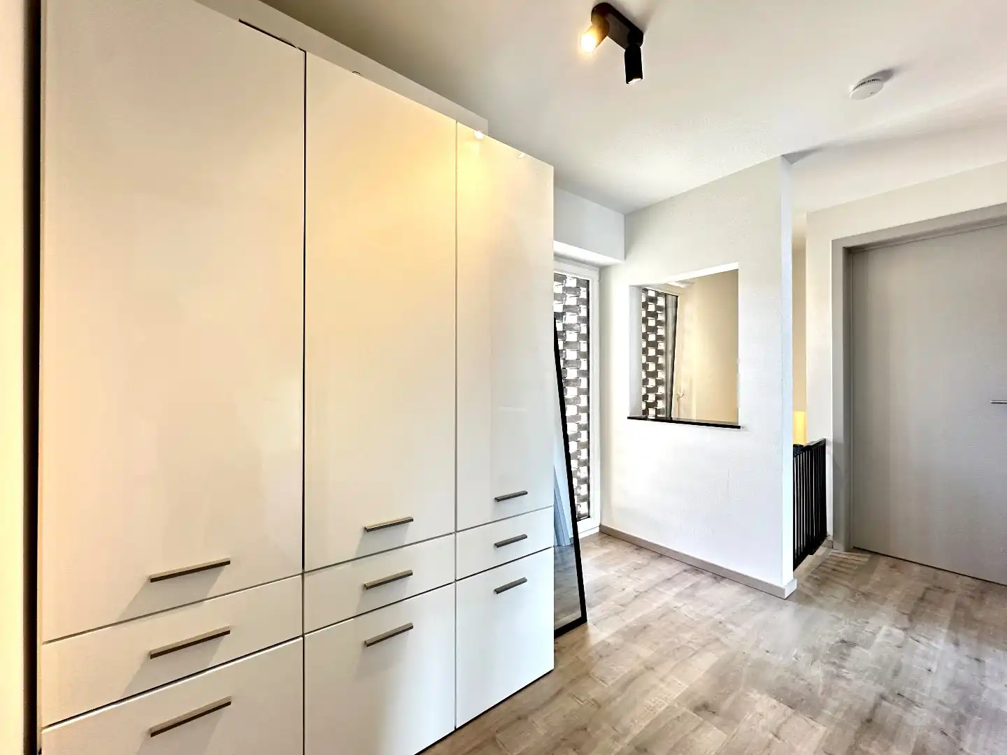 Moderne en energiezuinige woning met drie slaapkamers te huur in Voeren foto 9