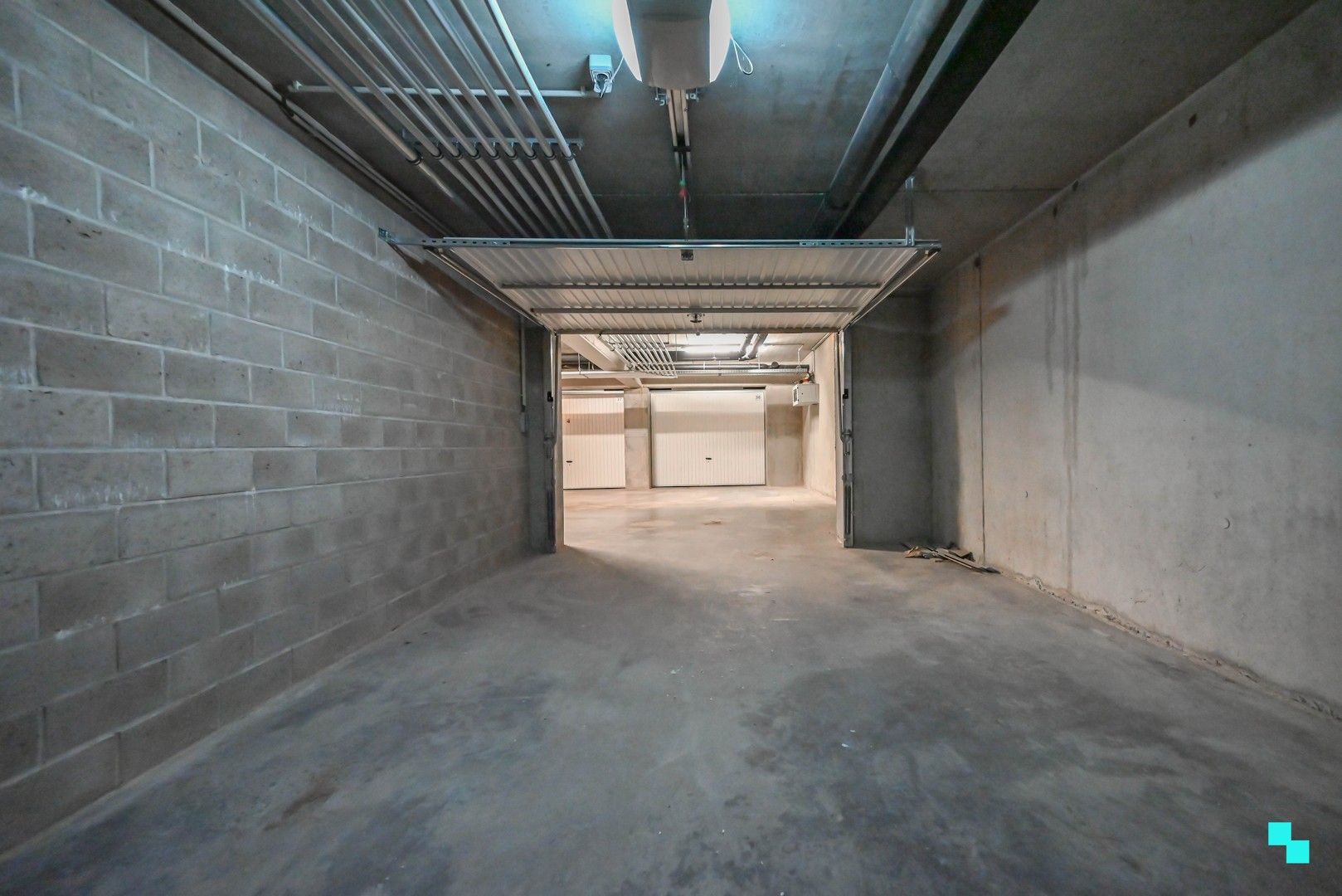 Energiezuinig éénslaapkamerappartement aan kanaal Roeselare-Leie foto 21