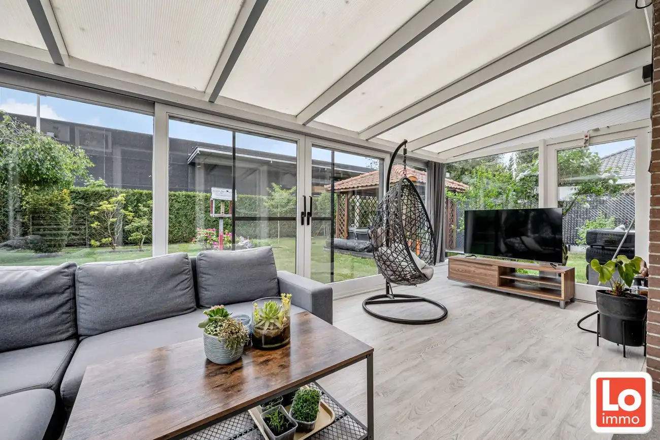 Mooie instapklare open gelijkvloers woning met extra garage op een heel rustige locatie in Lochristi foto 14