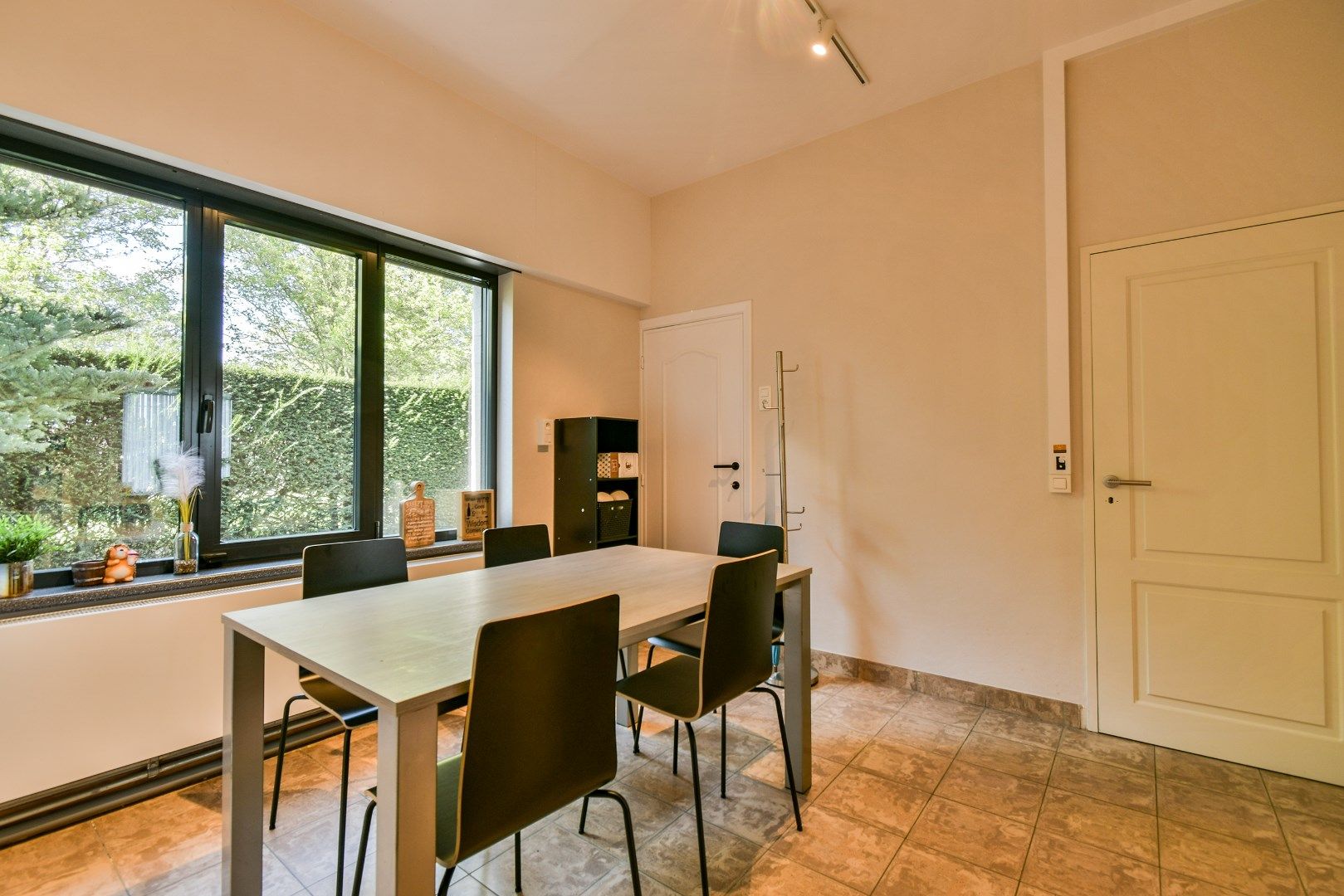 Wonen én werken op toplocatie in Oostkamp! foto 7