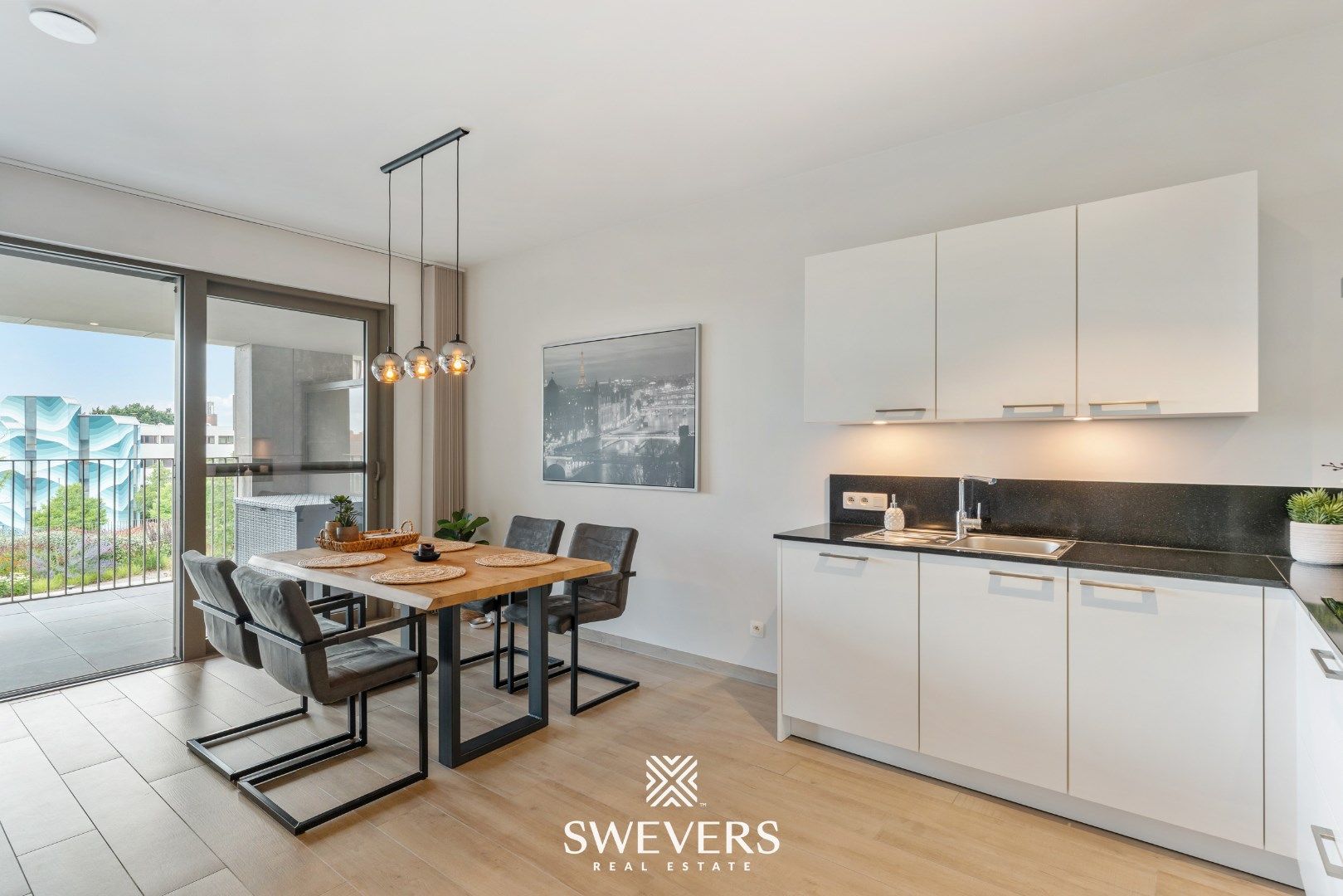 Stijlvol, instapklaar 2 slpk-appartement met zonrijk terras op TOPlocatie te Quartier Bleu foto 11