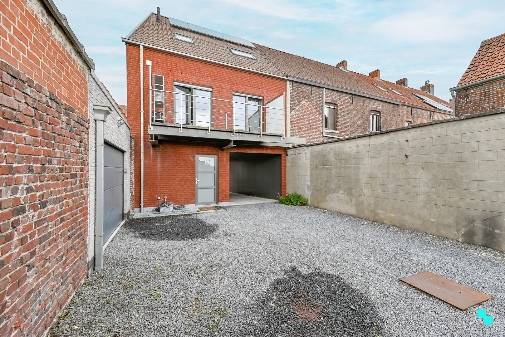 Energiezuinige woning met 2 slaapkamers & garagebox nabij centrum Izegem foto 24