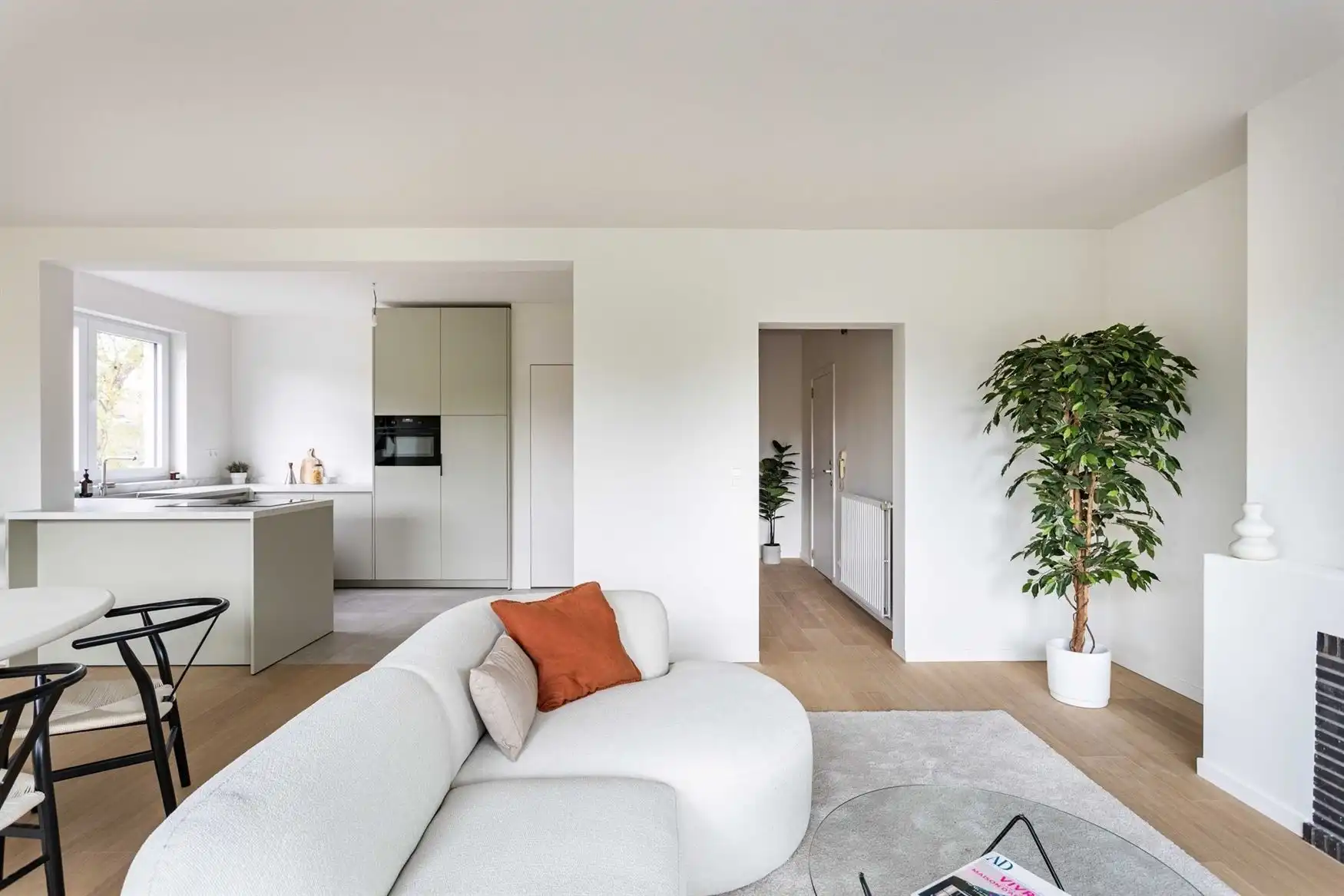 Gerenoveerd appartement met 3 slaapkamers in Sint-Amandsberg foto 6