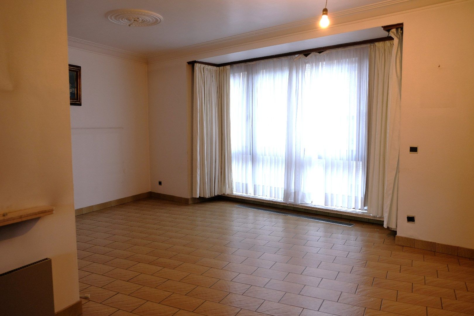 Bel-etagewoning centrum Aalst met grote garage/opslagplaats - 3 slaapkamers en terras  foto 6