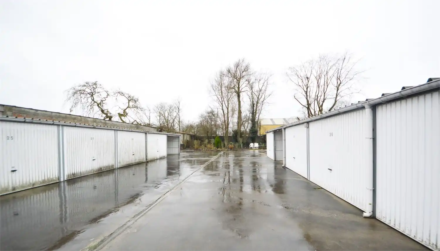 5 GOED GELEGEN GARAGEBOXEN MARKT DEINZE foto 5