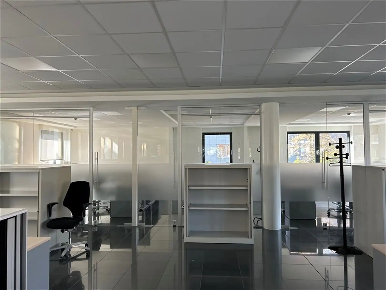 Kantoor te huur in Lummen met goede verbinding, vlakbij het Klaverblad foto 14