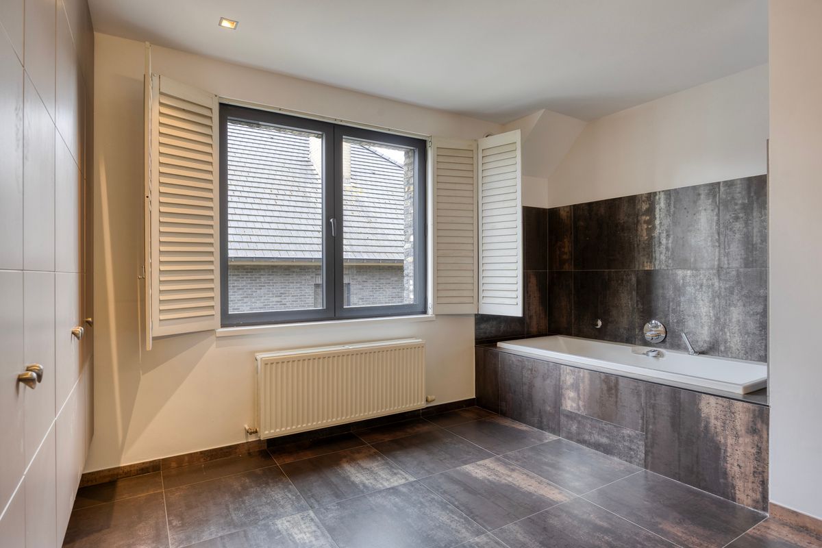 Ruime villa met karaktervolle architectuur  foto 17
