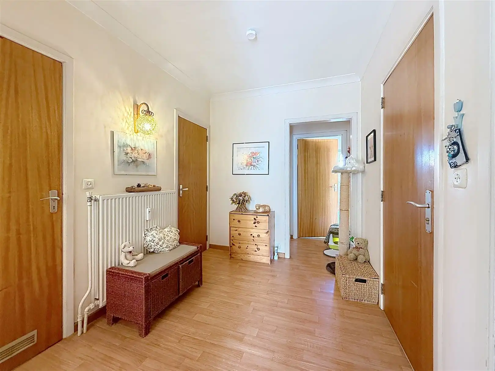 Opbrengsteigendom van 6 APP en handelspand foto 5