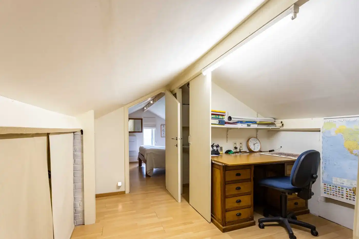 Rustig gelegen woning op toplocatie in Kortrijk foto 23