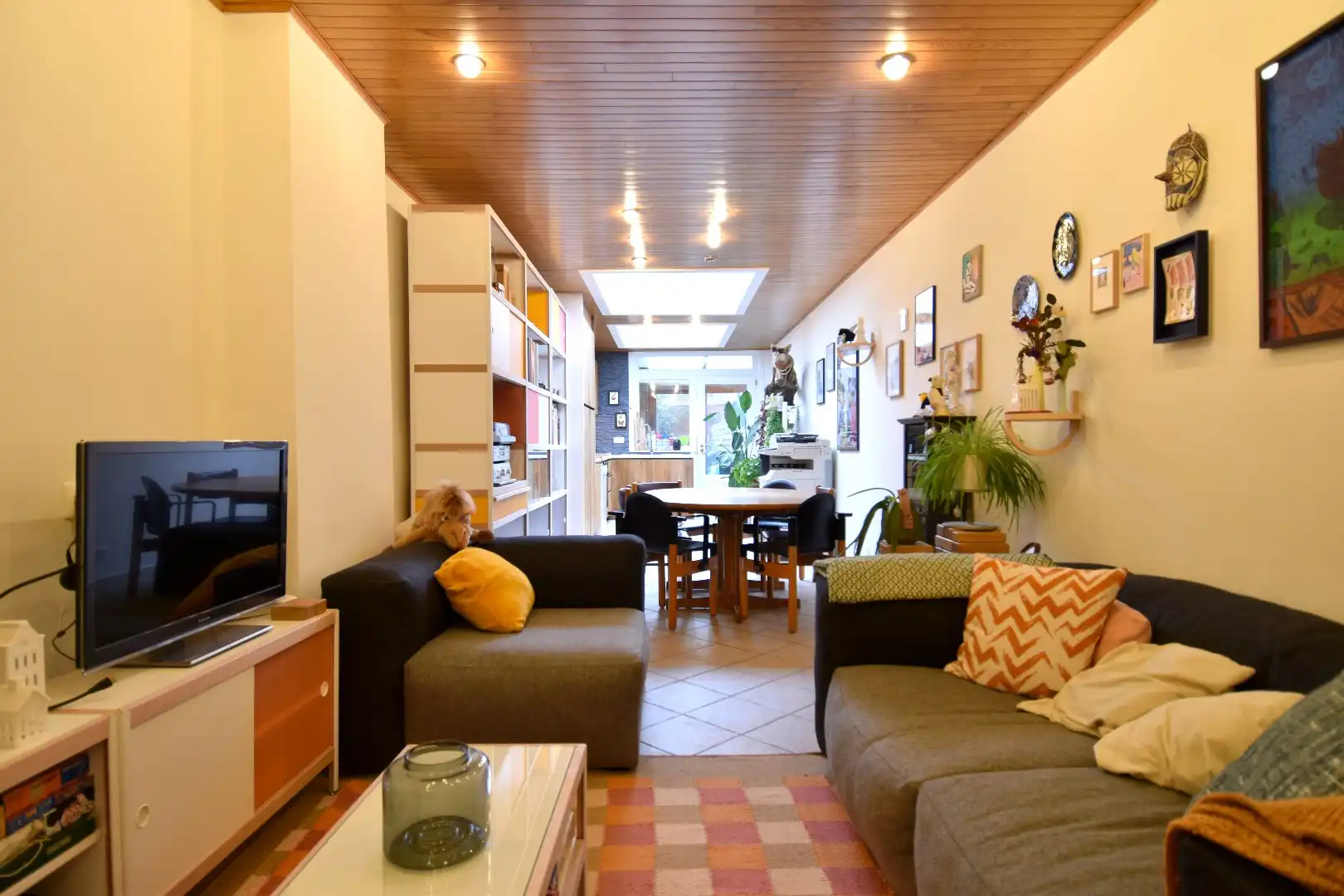 Gezellige instapklare stadswoning met 2 slaapkamers en tuin op topligging in Kortrijk foto 2