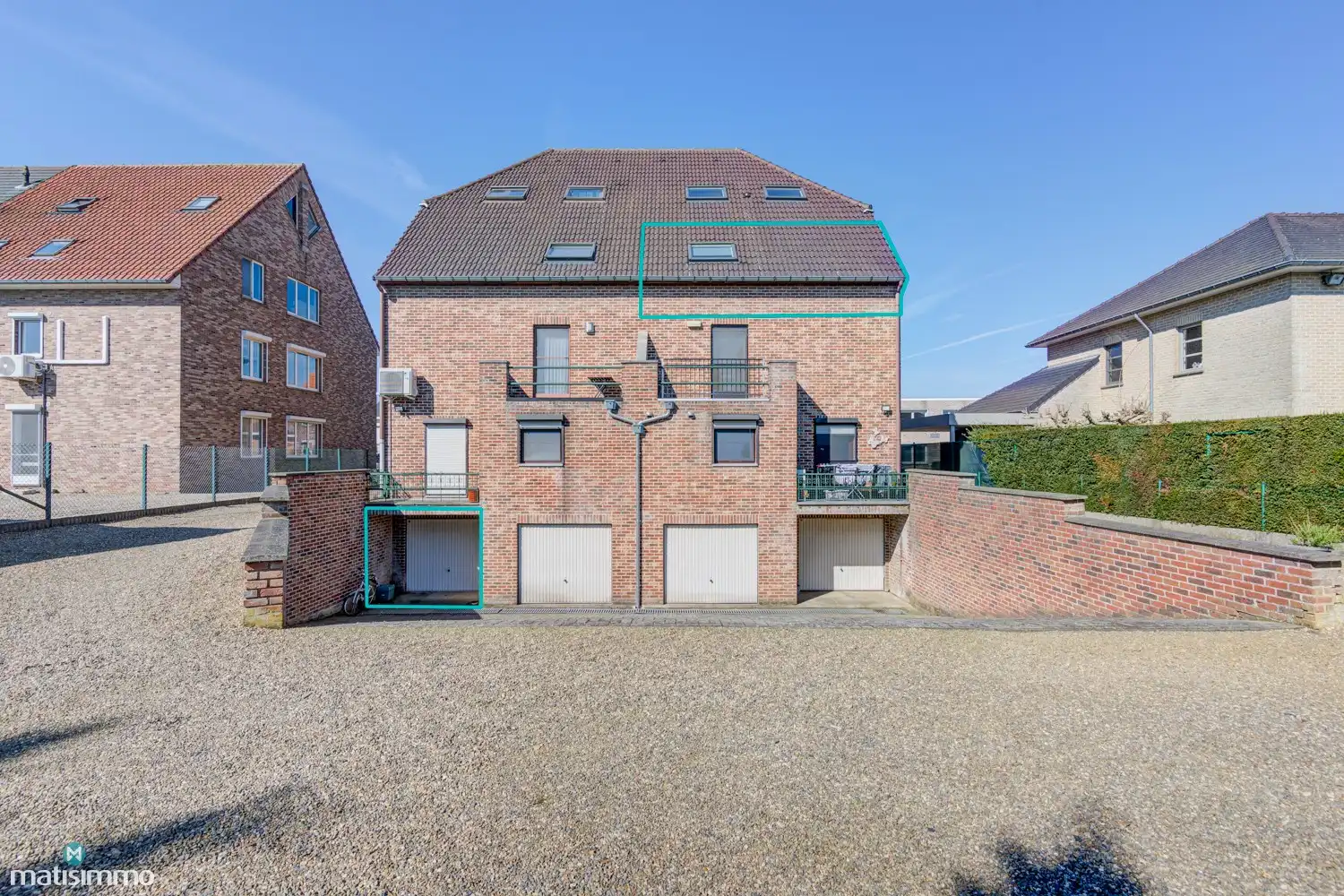 INSTAPKLAAR APPARTEMENT MET TWEE SLAAPKAMERS EN GARAGE NABIJ HET CENTRUM VAN LANAKEN foto 15