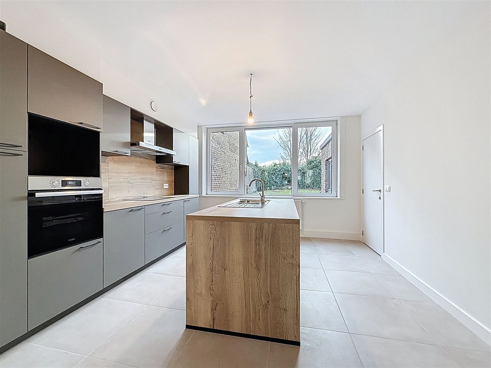 Gerenoveerde stadswoning, 4 slpks, tuin, terras, 2a 43ca foto 11