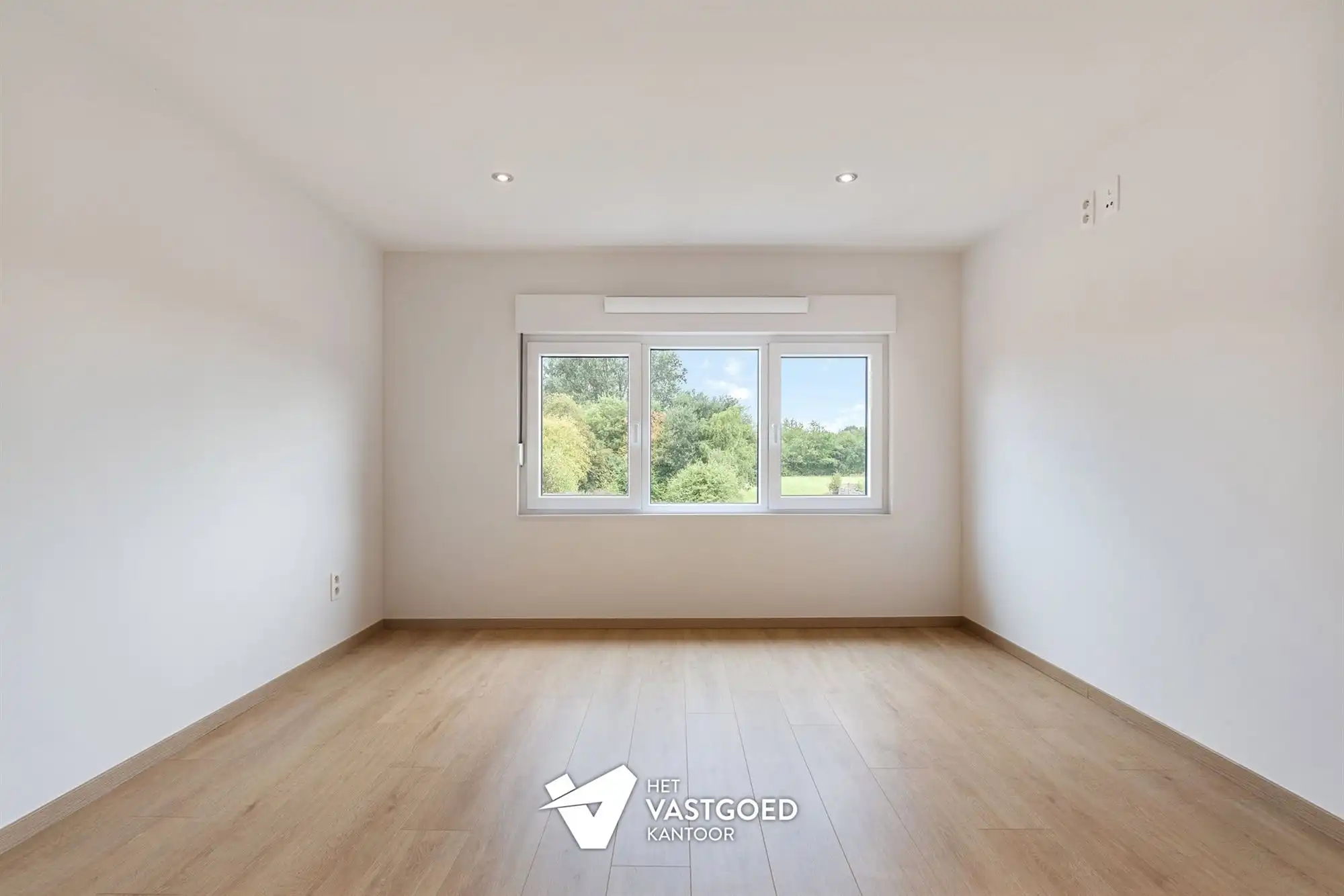 KWALITATIEF GERENOVEERDE WONING VLAKBIJ CENTRUM foto 13