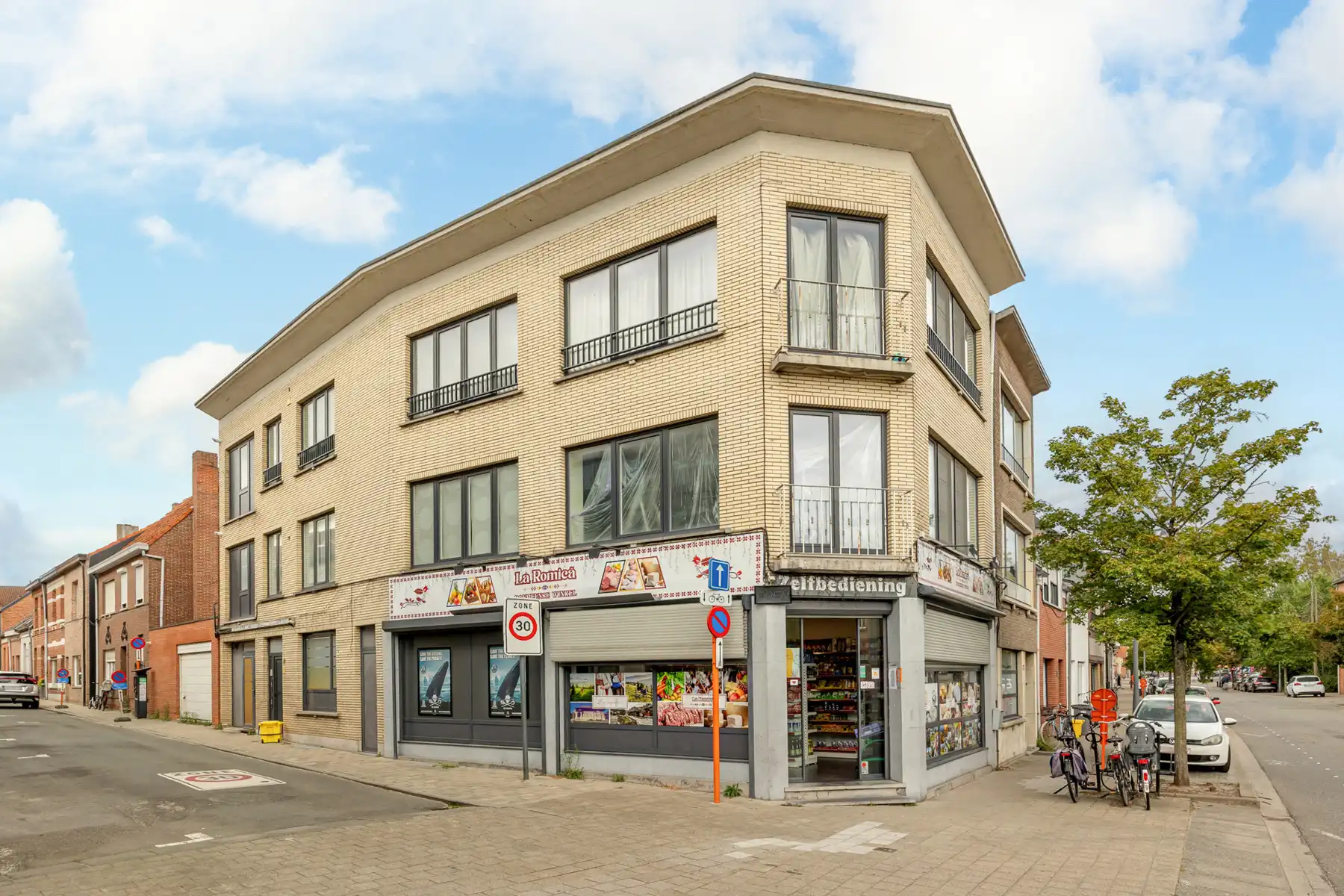 Commerciële ruimte te koop Koningin Elisabethlei 75 - 2300 Turnhout