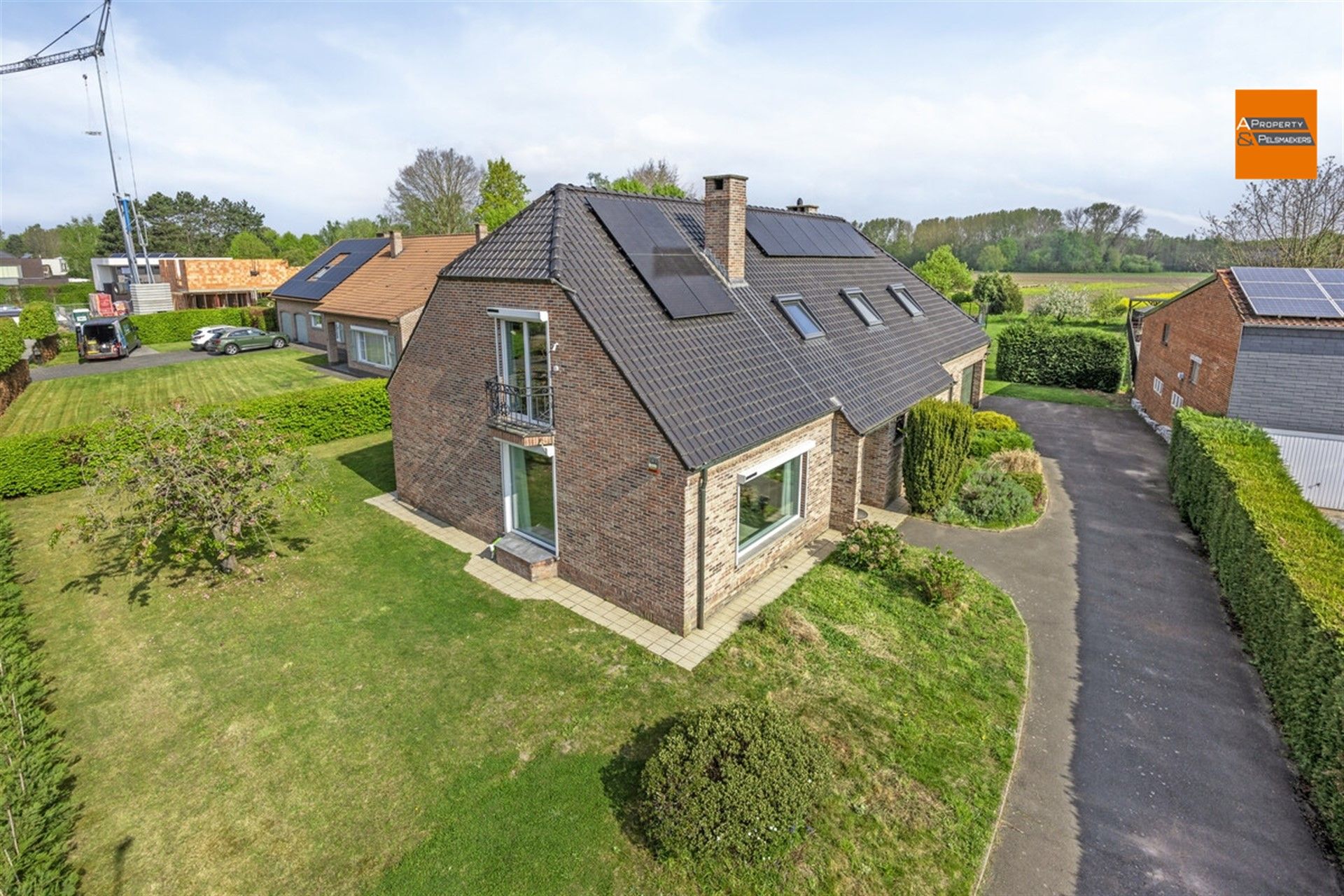 Villa foto {{pictureIndex}}