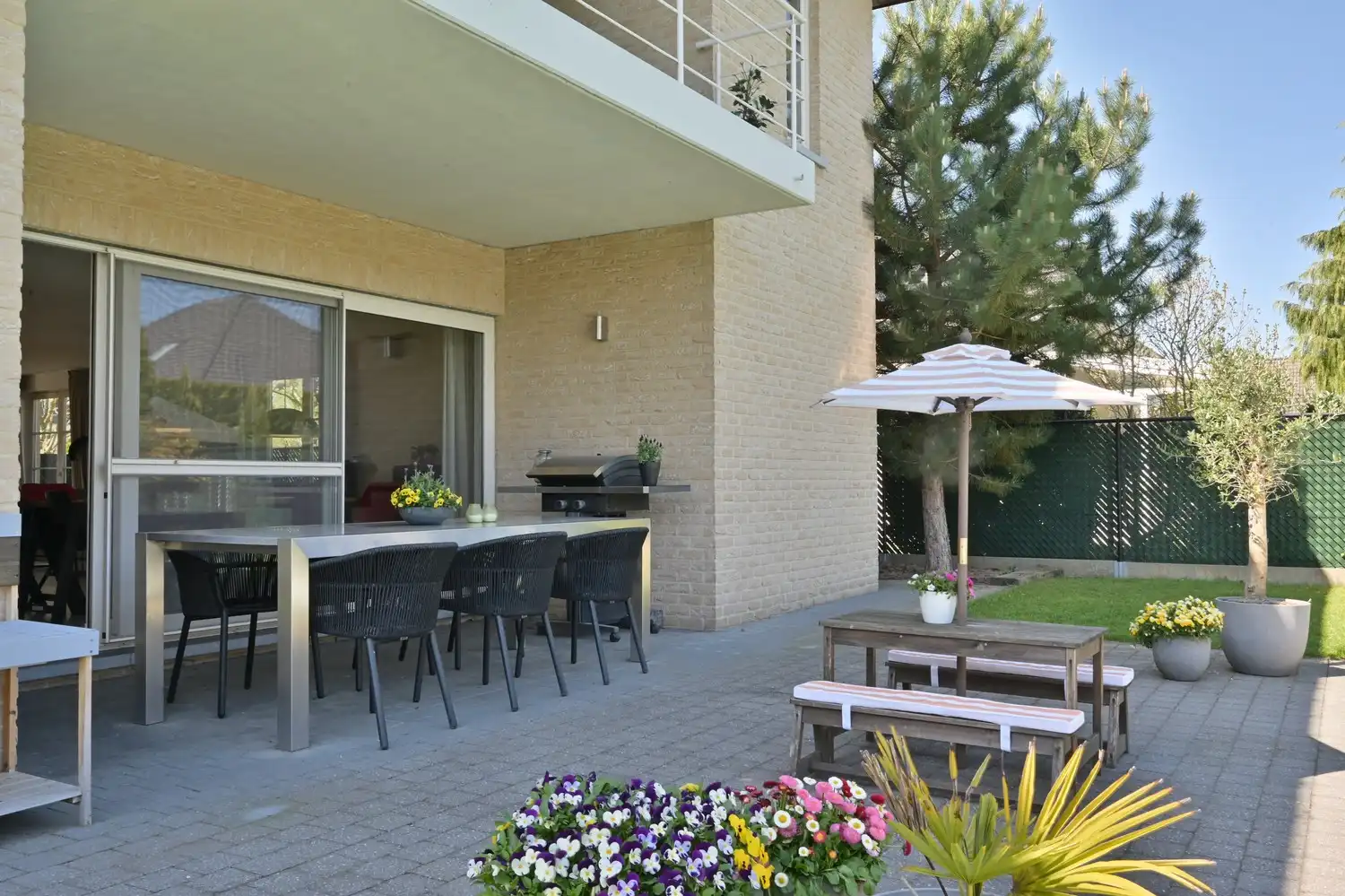 Exclusieve villa met zwembad op absolute toplocatie in het charmante Neerharen (Lanaken) foto 33