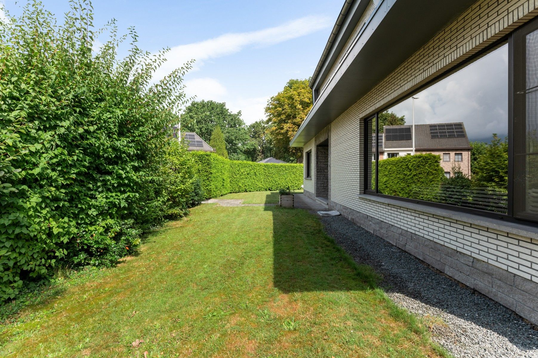 Ruime woning op uitstekende ligging foto 2