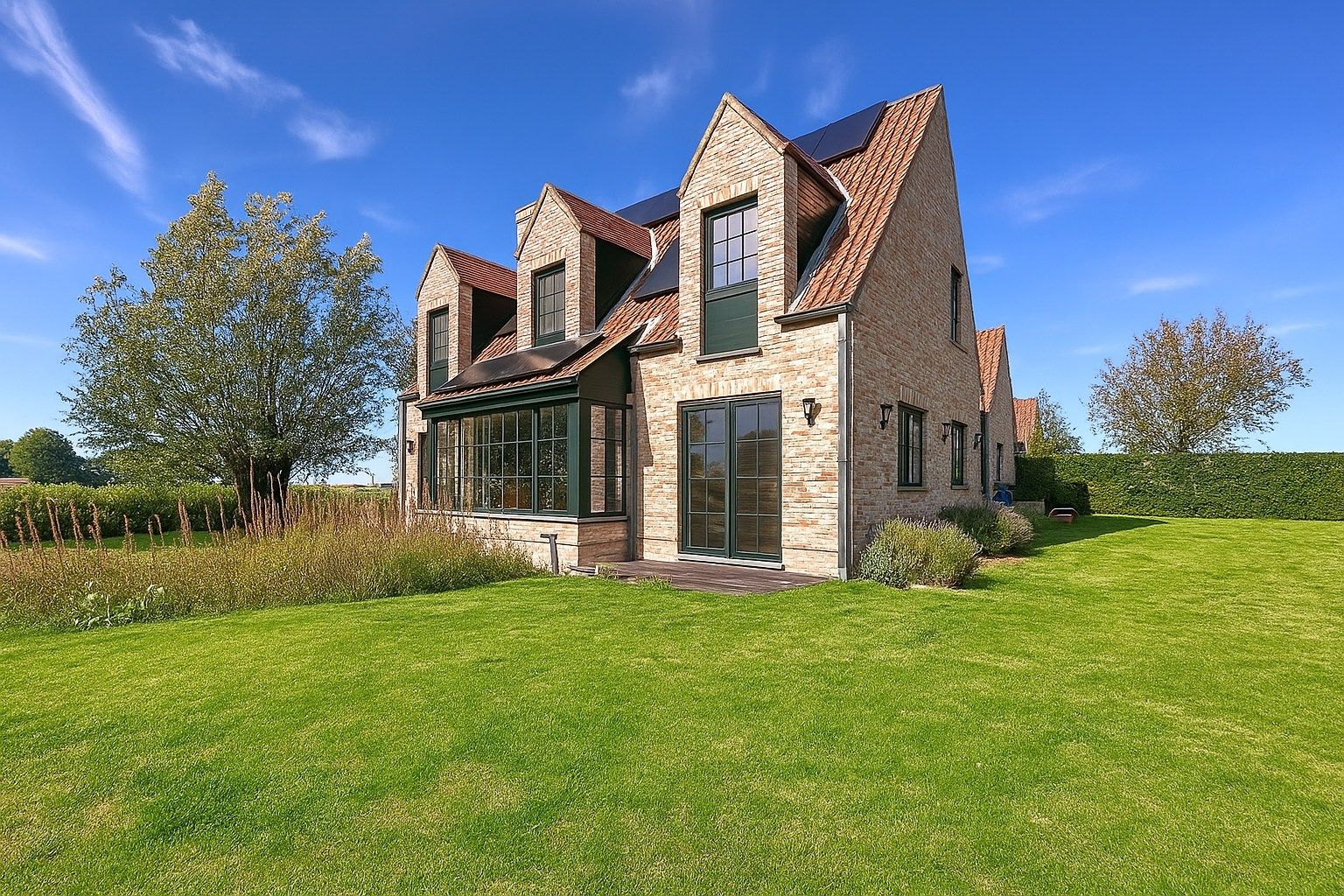 Ruim en modern wonen temidden van de polders foto 9