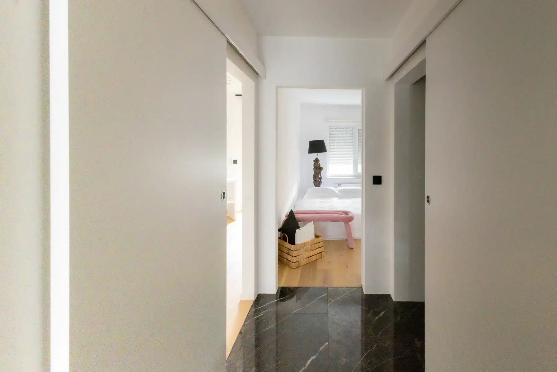 Lichtrijk appartement met hoogwaardige afwerking foto 8