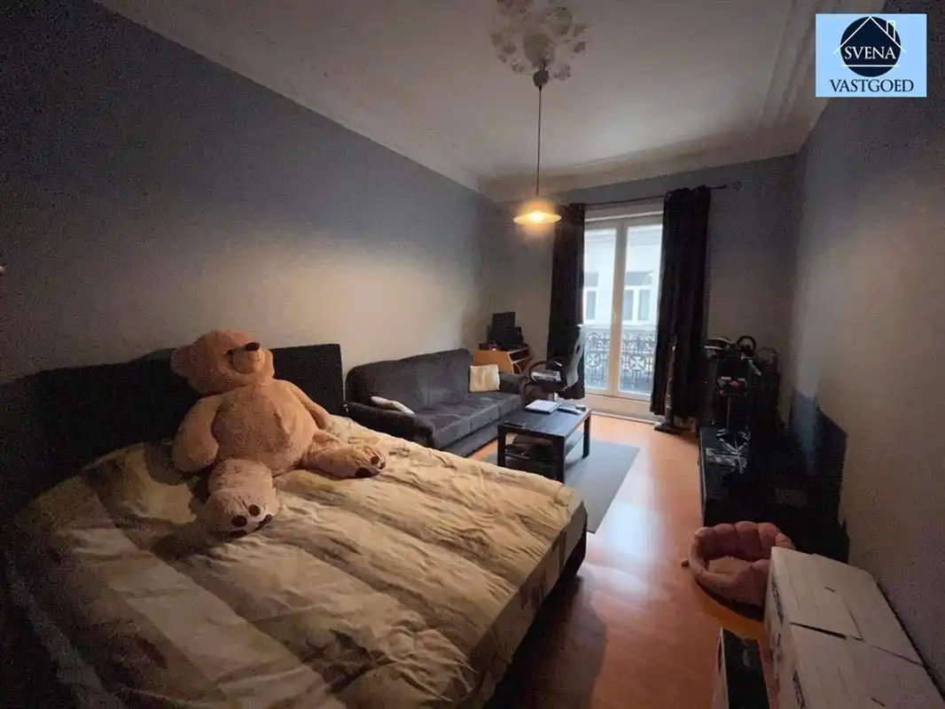 HANDELSZAAK + WOONST IN HET CENTRUM VAN GERAARDSBERGEN foto 9