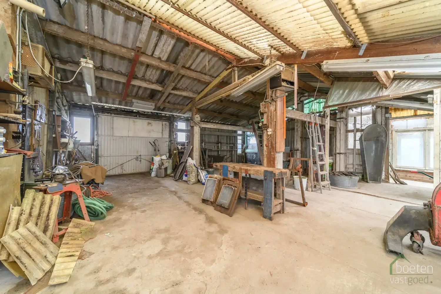 Steenkerke: Prachtig gelegen landhuis langs de Lo-vaart tussen Veurne en Alveringem op 38a 90ca grondopp. foto 19