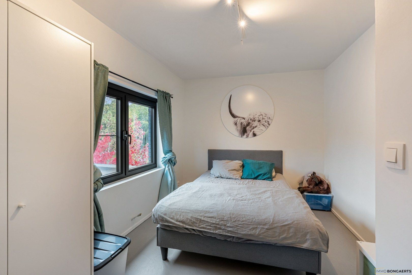 Ruime woning met 4 slaapkamers foto 21