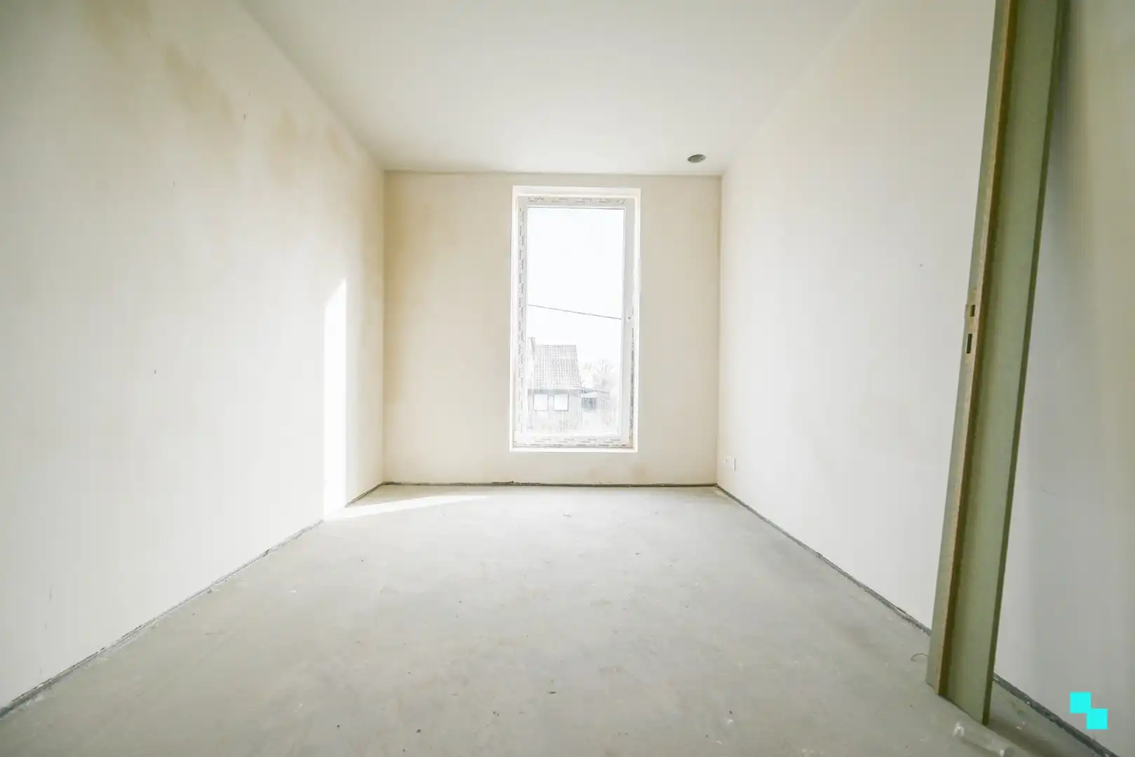 Halfopen nieuwbouwwoning met landelijke verzichten foto 16