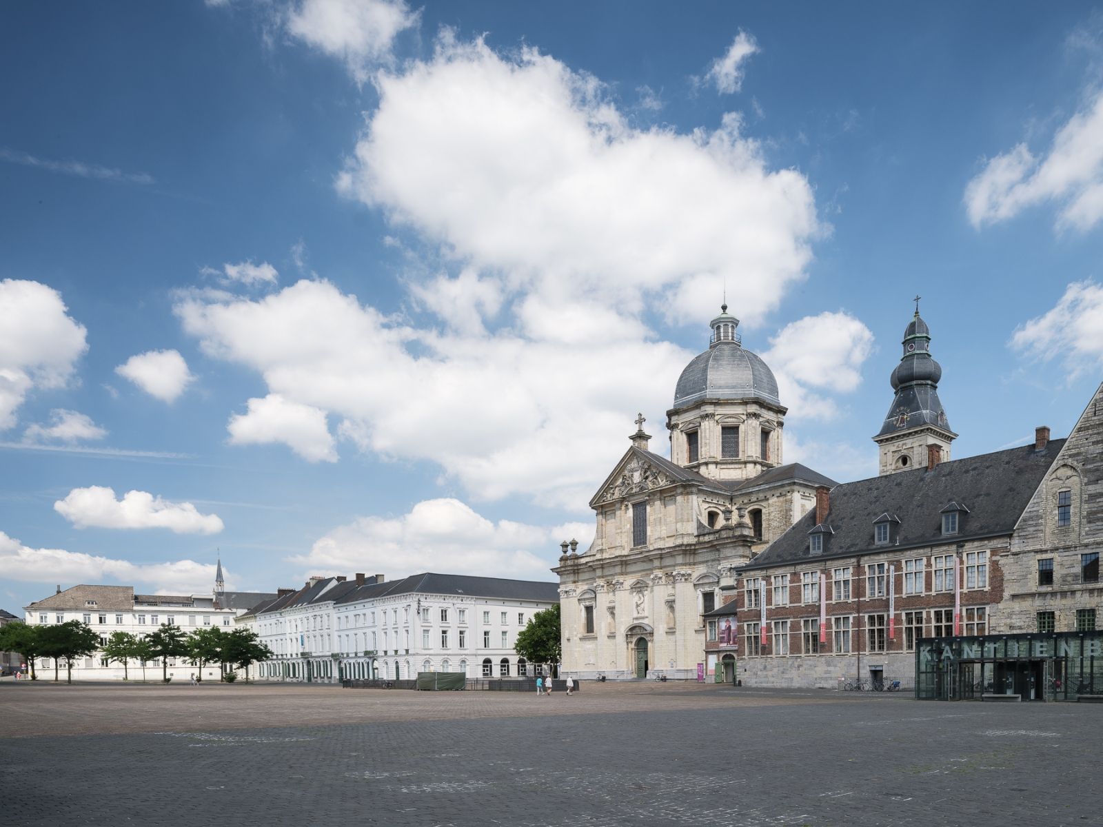 Modern, energiezuinig 2 slpk-appartement met zicht op Kramesplein! foto 5
