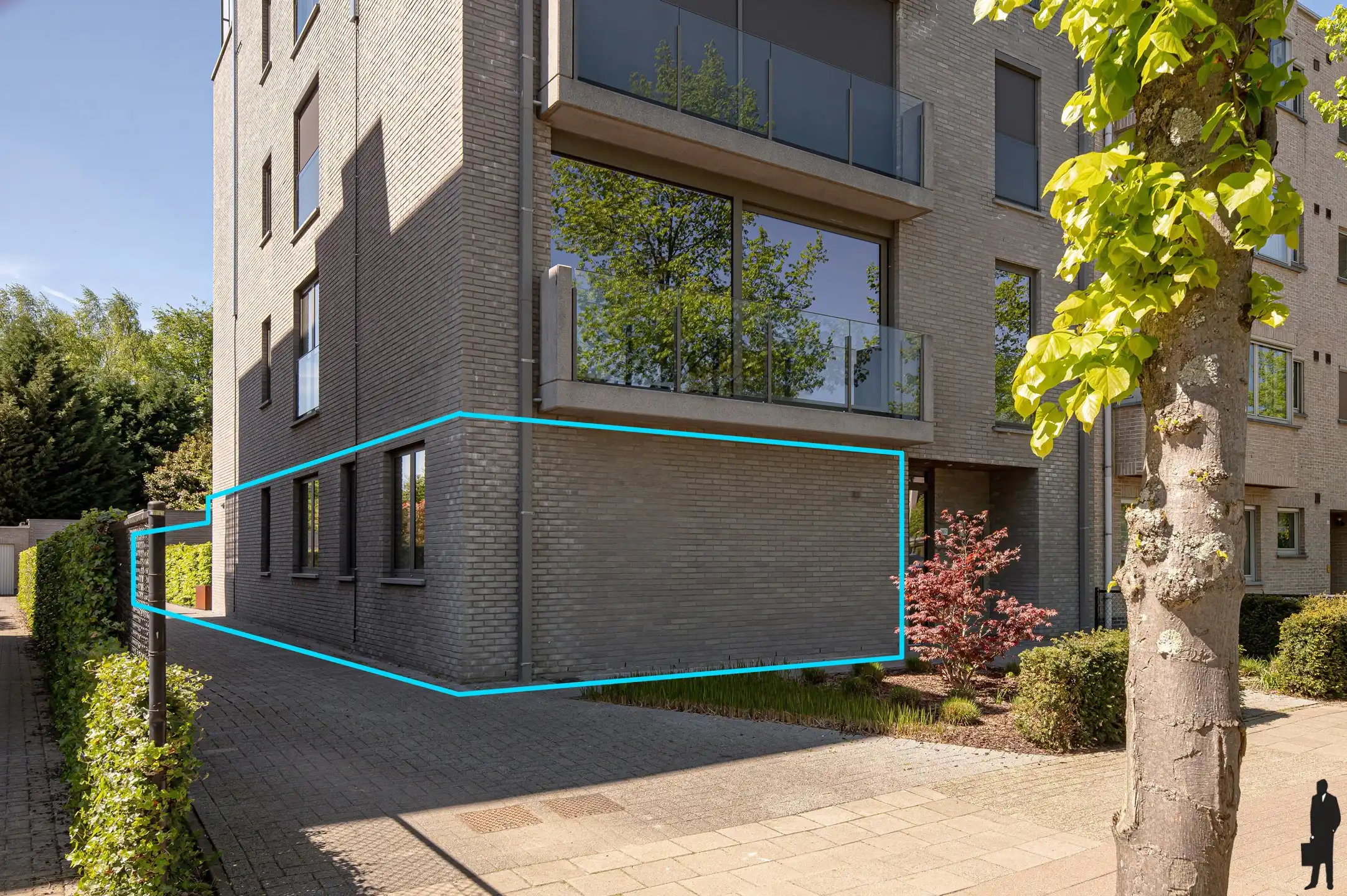 Ruim luxueus afgewerkte gelijkvloers appartement (2019) met tuin en garagebox!  foto 17