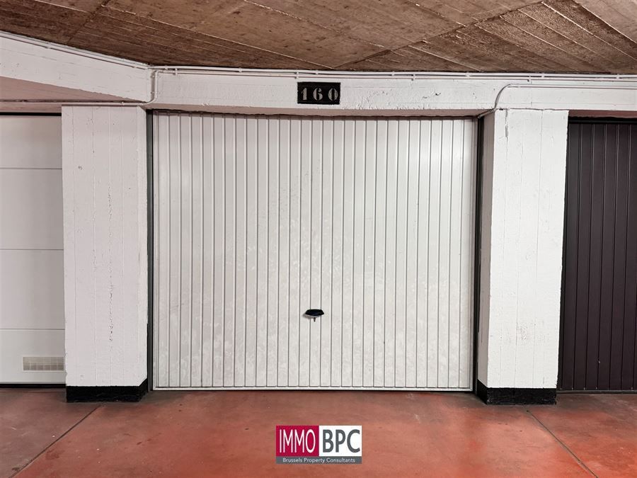 Garage box 160 foto {{pictureIndex}}