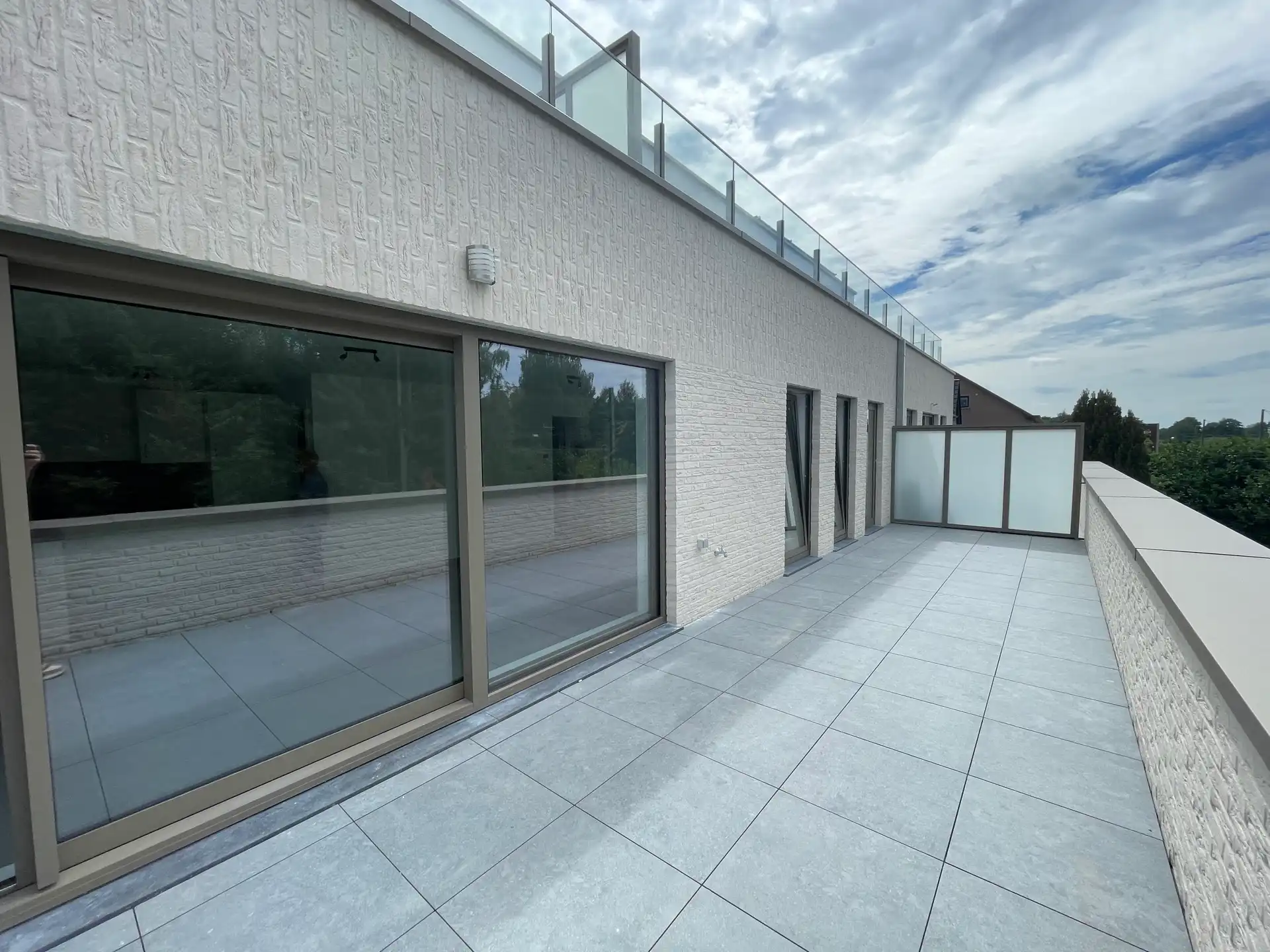 Nieuwbouw appartement op uitstekende locatie foto 9