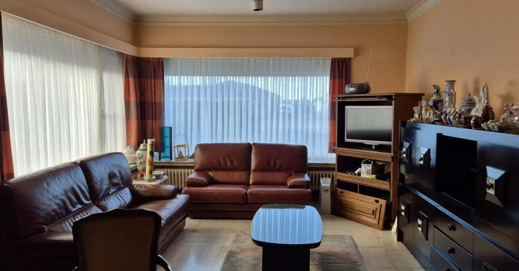 Woning en/of handel op zeer interessante hoek foto 4