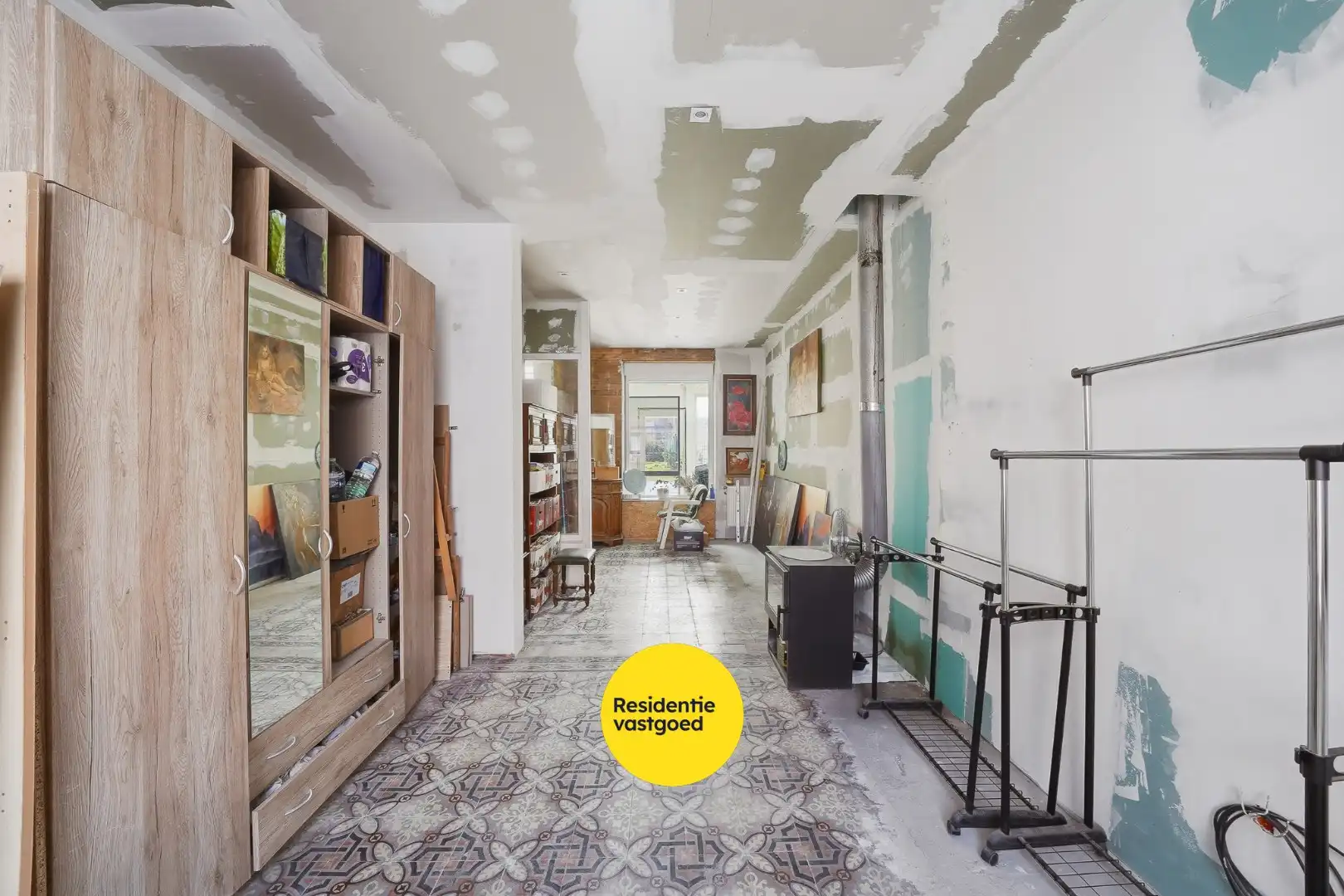 Verder af te werken woning in centrum Oudenburg foto 3