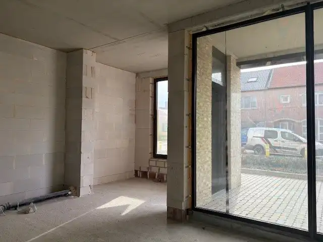 SINT JORIS WINGE HANDELSRUIMTE 71 m2 + terras foto 11