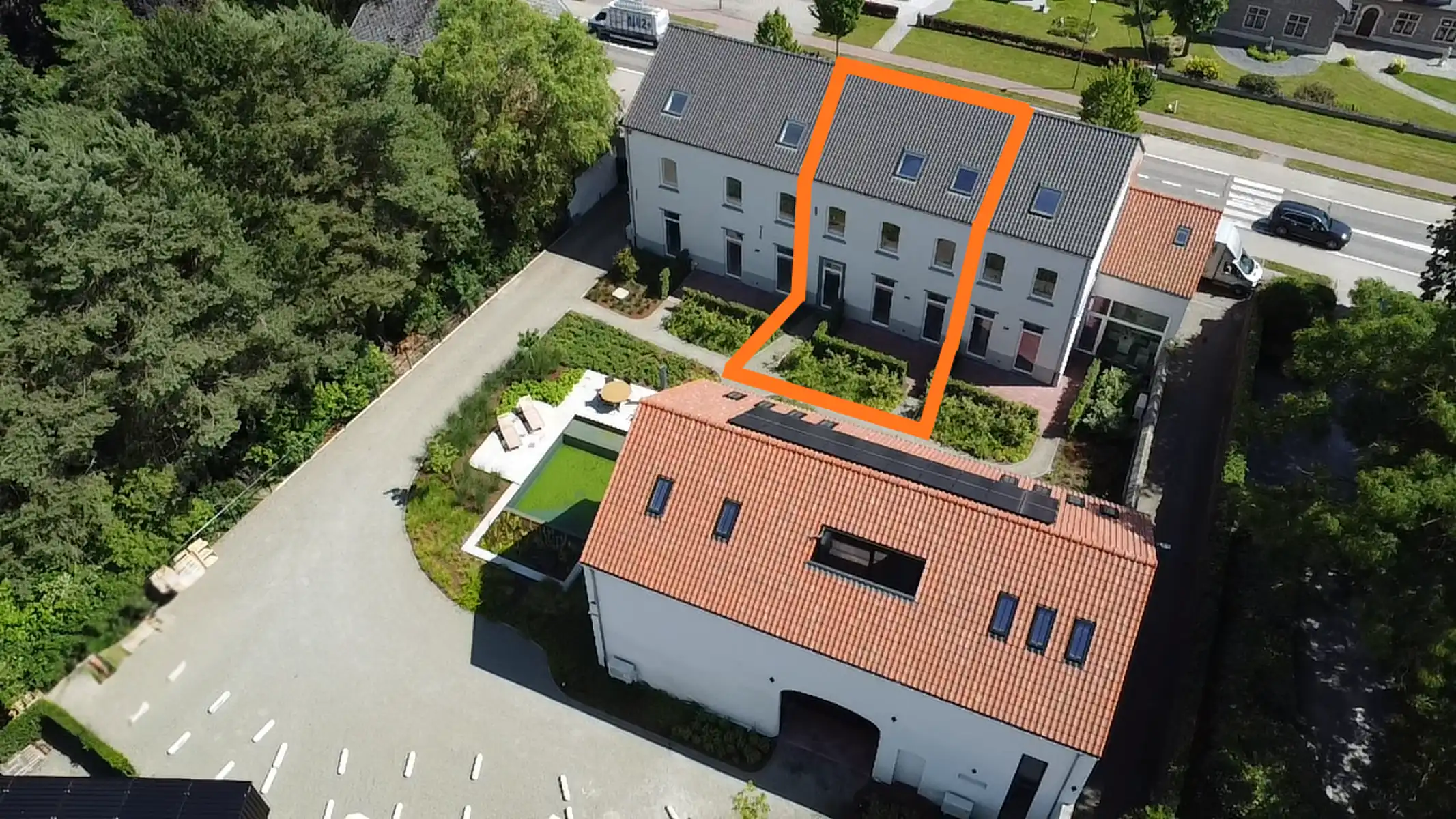 Luxe nieuwbouwwoning - 4 slpks  foto {{pictureIndex}}