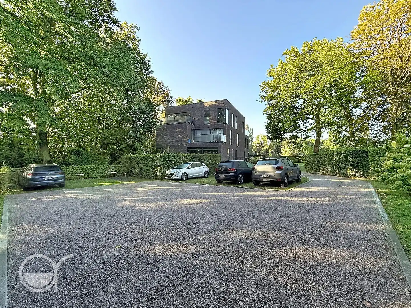 Bovengrondse parkeerplaats te huur in Zwijnaarde foto 3