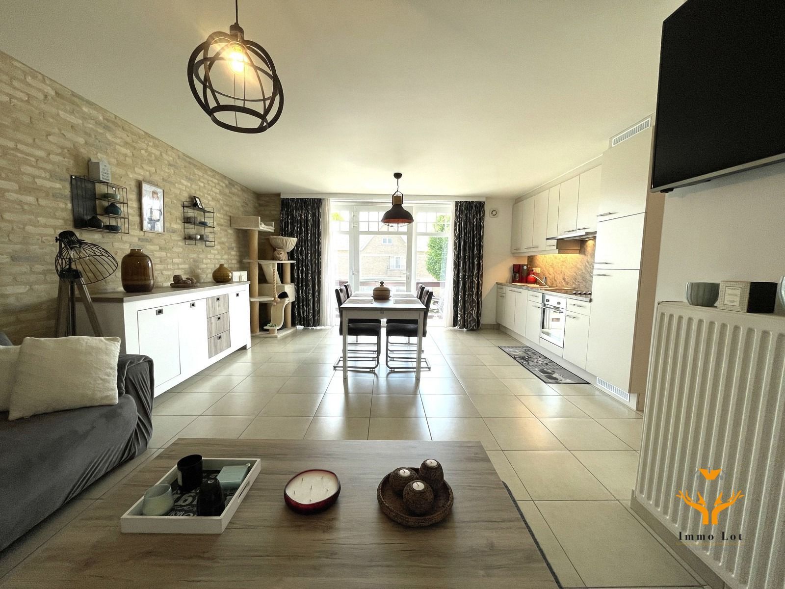 Charmant appartement met terras en garage foto 4