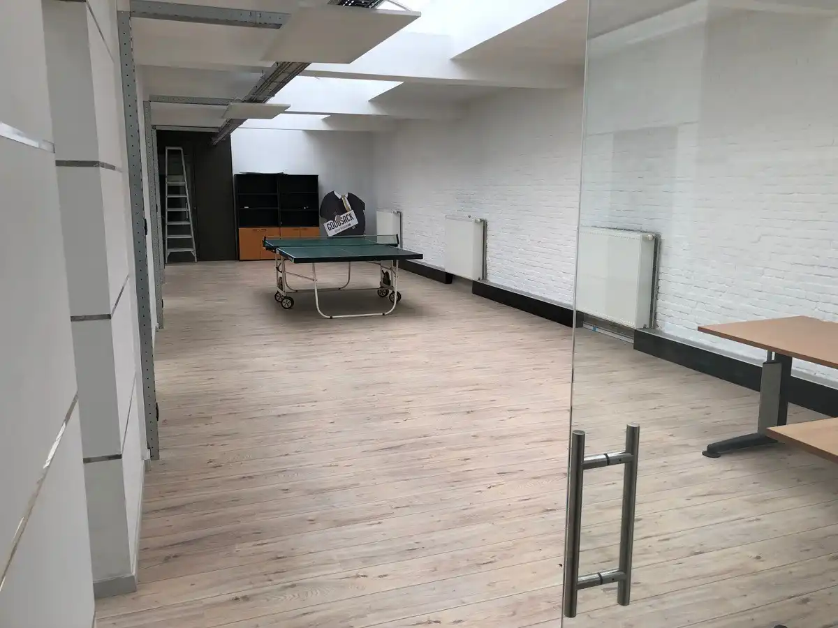 Commercieel te huur foto 6