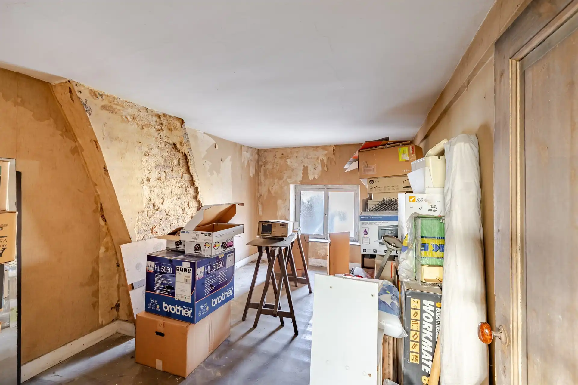 Te renoveren woning met tuin in het centrum van Aalst foto 18