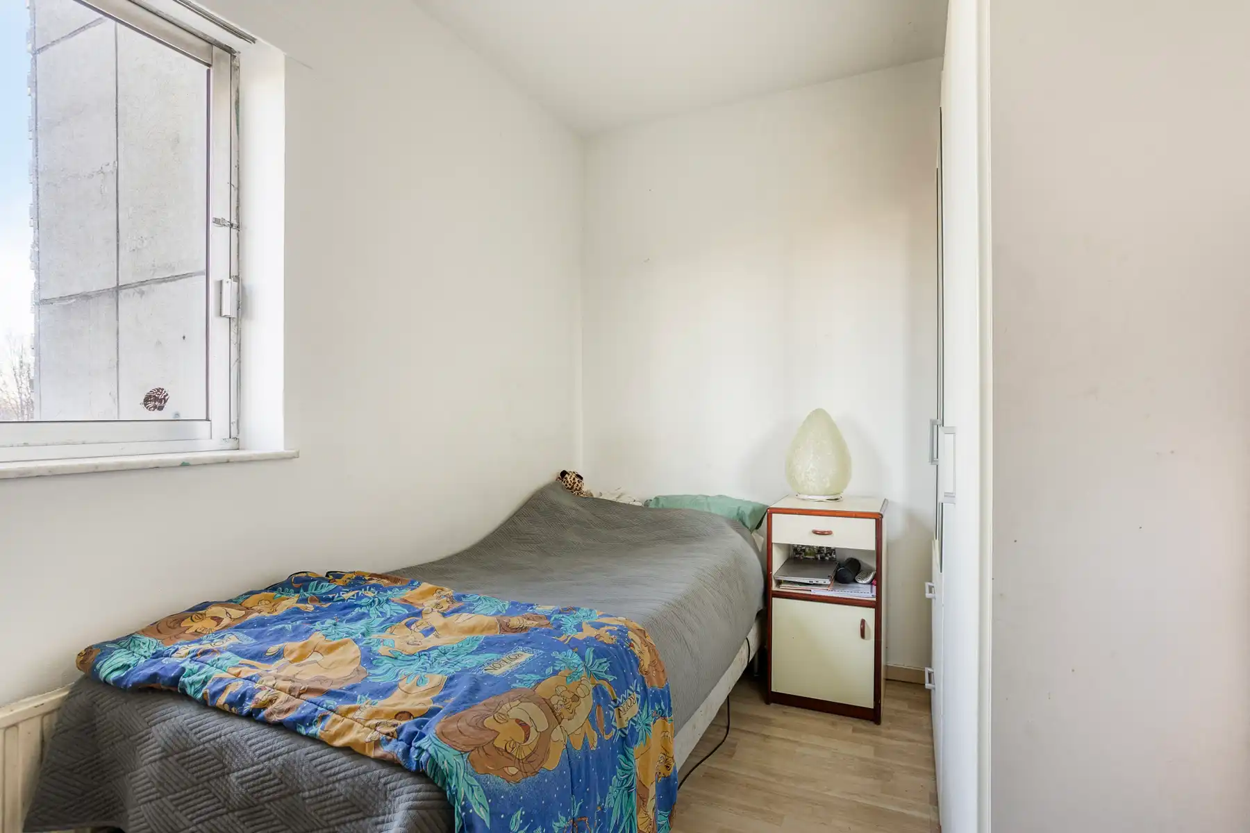 Ruim 3-slaapkamerappartement met terras foto 12