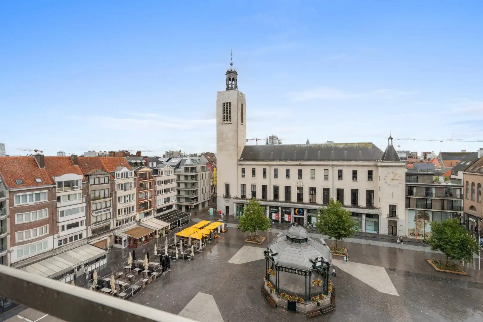 Appartement met 2 slaapkamers te koop in hartje Oostende – Wapenplein foto 6