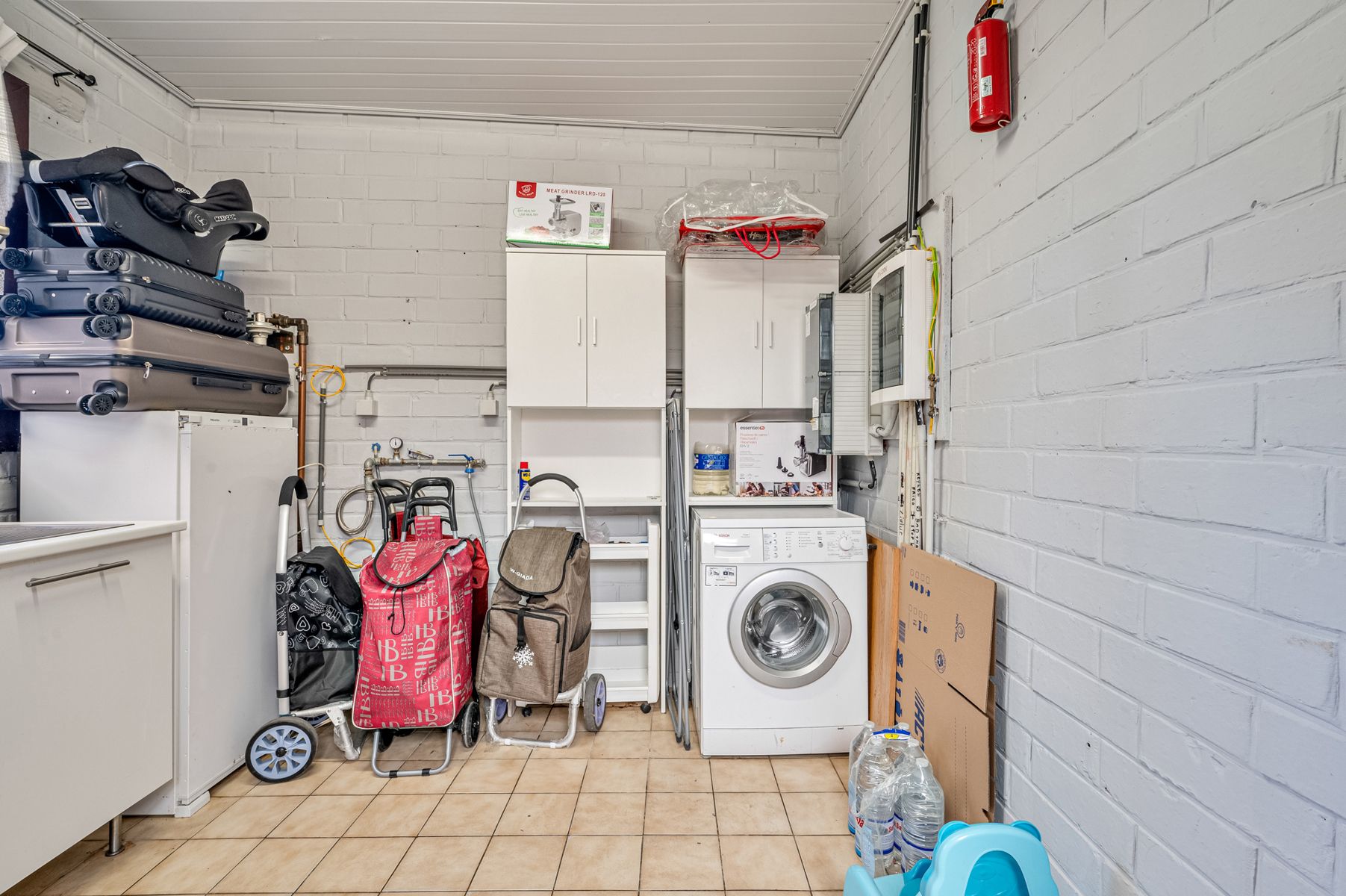 Ruime, instapklare gezinswoning met 4 slaapkamers en garage foto 14