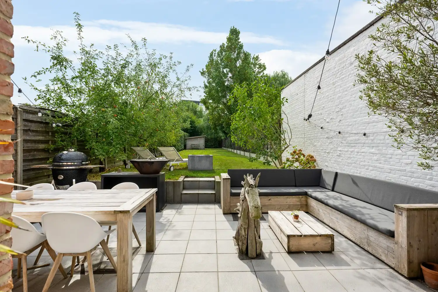 Gelijkvloers energiezuinig app. met 2 slpkrs, terras en royale tuin foto {{pictureIndex}}