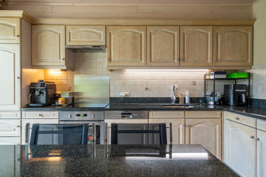 Charmante halfopen woning te Roeselare foto 11
